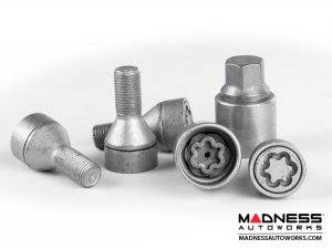 Jeep Renegade Wheel Locks by Farad - Silver - Starlock